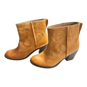 SEYCHELLES WOMEN'S DARK TAN LEATHER PULL ON WESTERN ANKLE BOOTIES SIZE 6.5